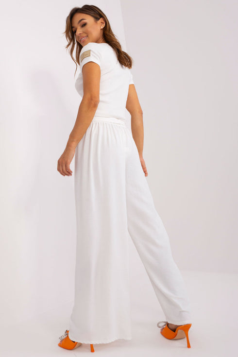 Women trousers model 183462 Och lla